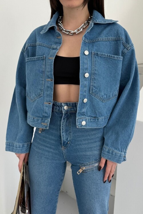 Kadın Jeans Oversize Cepli Kısa Mavi Kot Ceket
