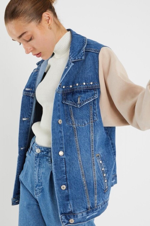 Kadın Taş Işlemeli Kolu Penye Kot Mont Bej